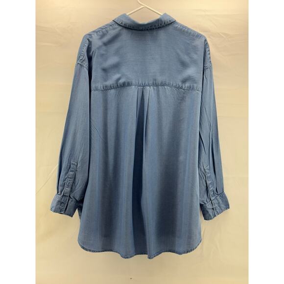 Terra & sky women’s 2X blue denim button up top - Picture 2 of 7